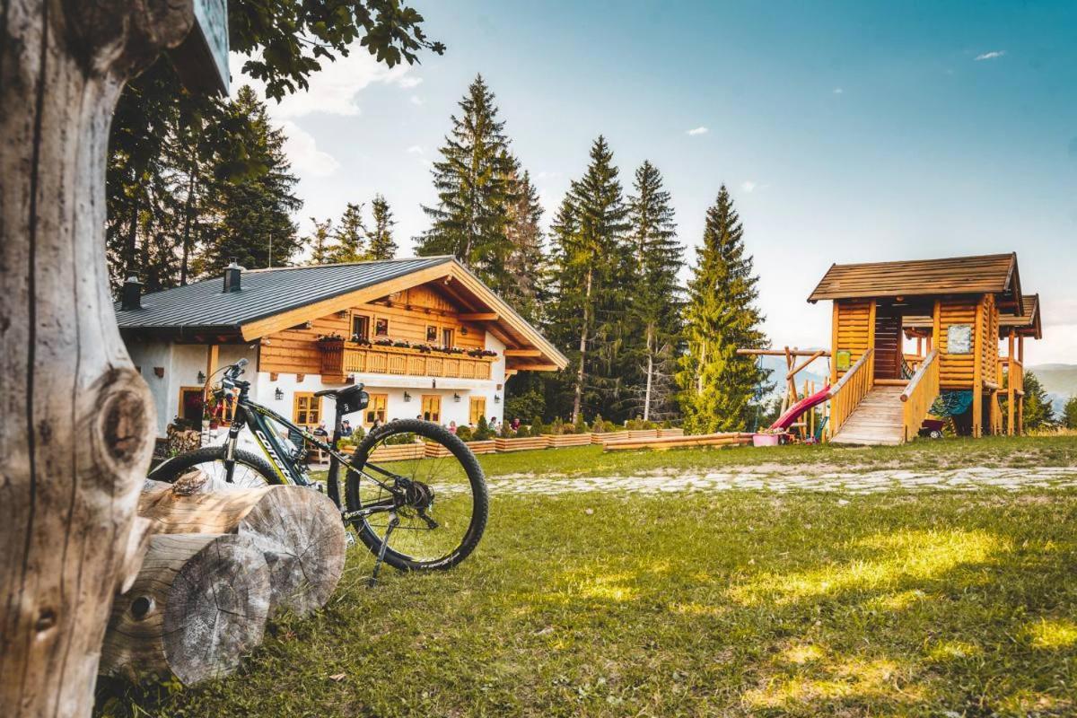 Resort Biela Skala - Chata Chopok Jasna Juh Bystrá المظهر الخارجي الصورة